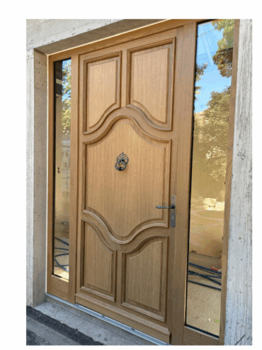 Rénovation de Porte d’Entrée en Bois à Aubagne : Transformation Avant/Après par Illumin Alu