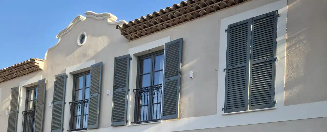 Pose et rénovation de volet bois - Illumin'Alu - Aubagne et sa région